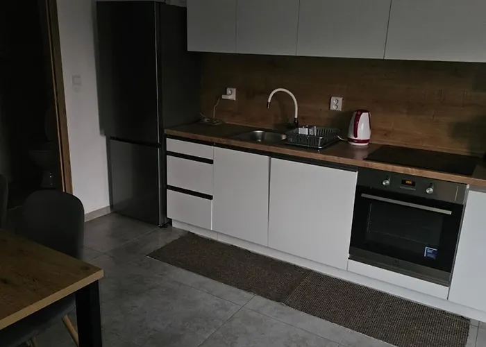 - Topolianska * מיכלובצ'ה