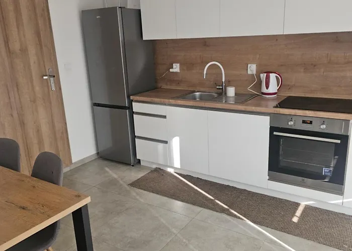 - Topolianska * מיכלובצ'ה